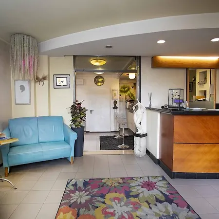 Solarium Hotel