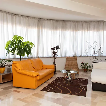 Solarium מלון 3*