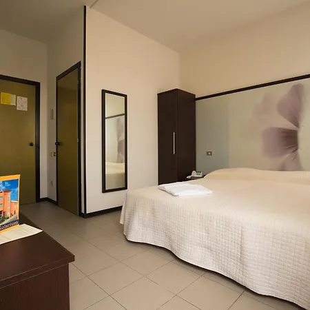 Solarium Hotel 3*