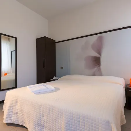 Solarium Otel Civitanova Marche