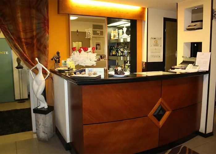 Solarium تْشيفيتانوفا ماركي